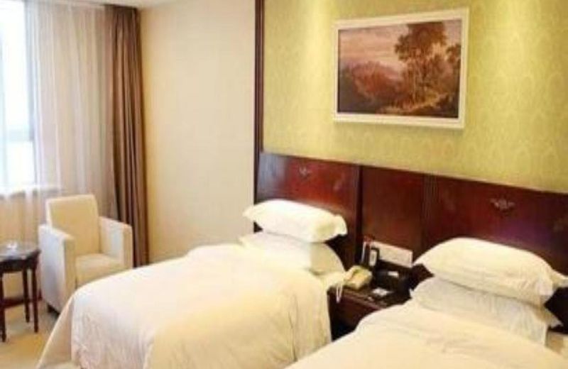 Vienna Hotel Dongguan Changping Avenue