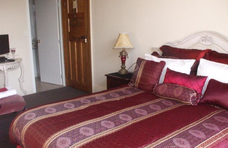 Elizabeth Court B & B