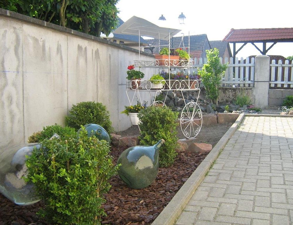 Outdoor Pictures 13