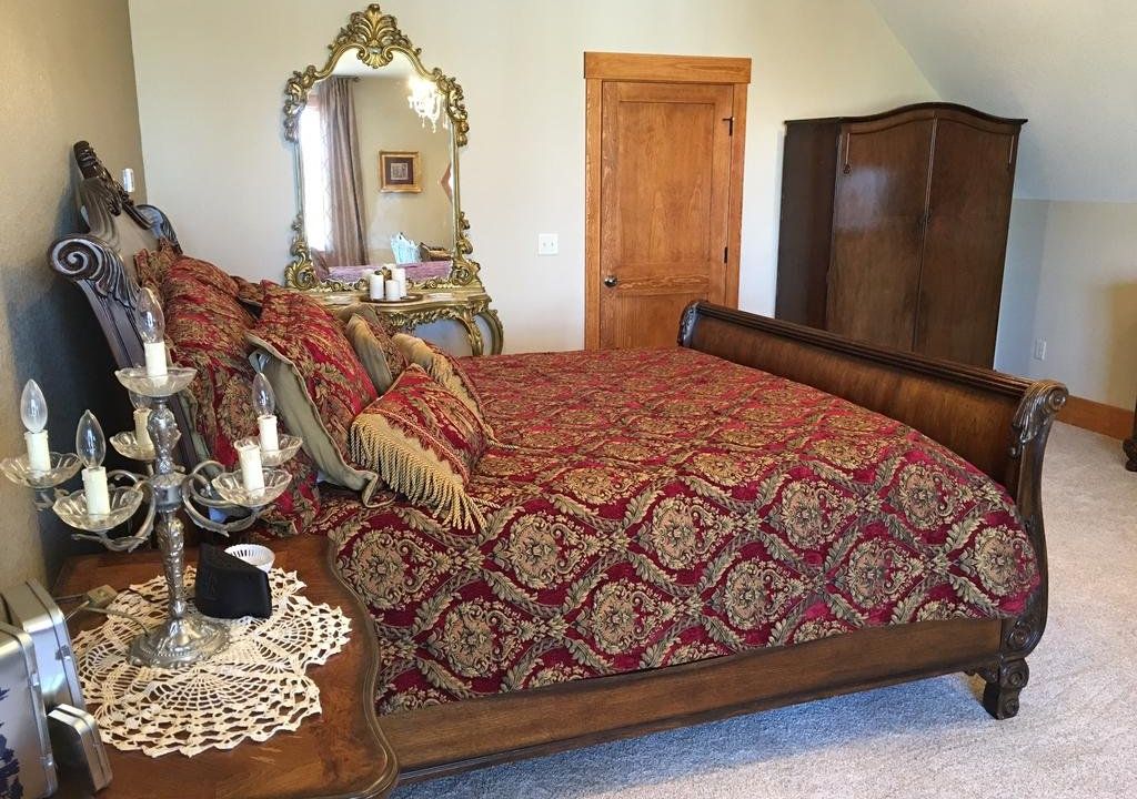 Attwood House Bed and Breakfast near Manhattan, KS