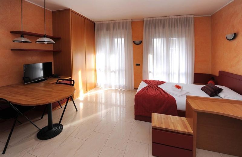 Cp Residence&Hotel