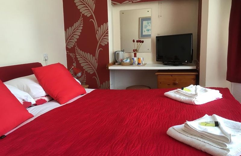 GRANTHAM HOTEL