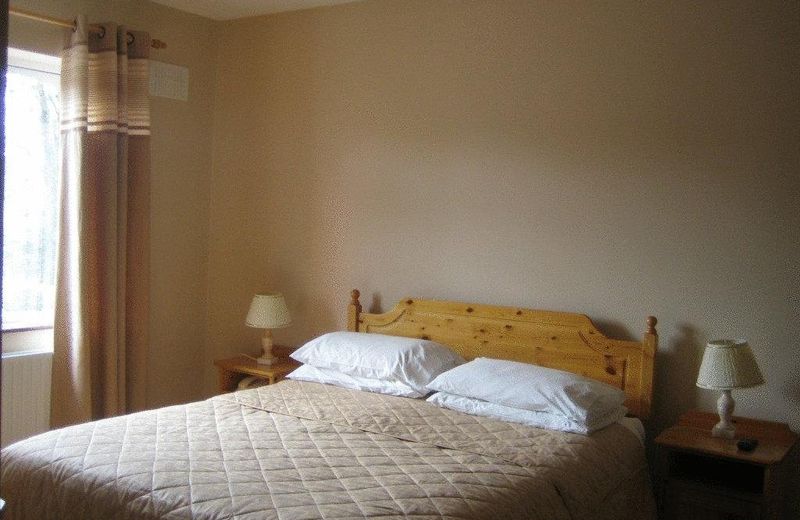 BUNRATTY GROVE GUESTHOUSE