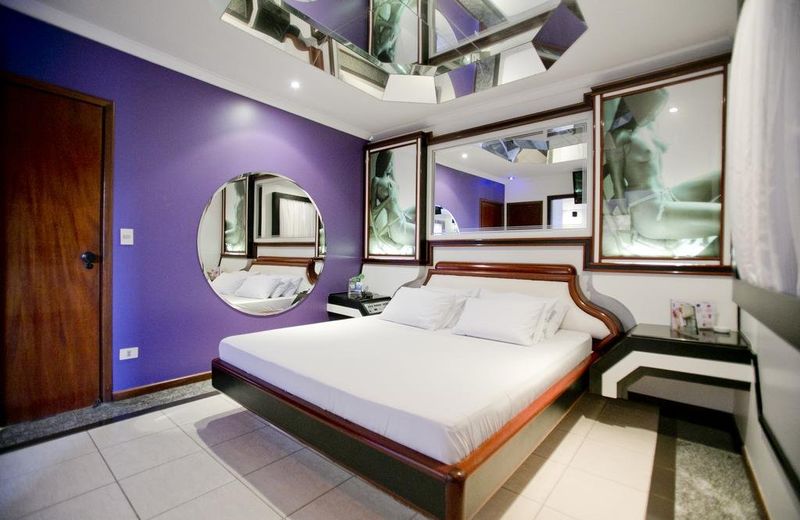 Rivieras Motel (Adult Only)