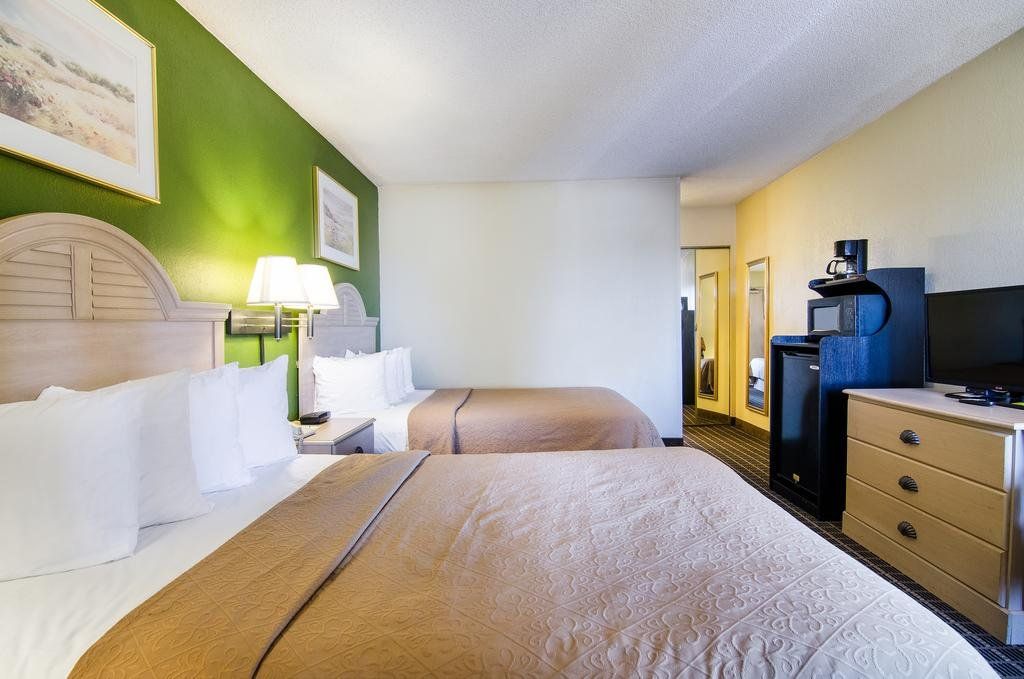 Quality Inn Merriam Kansas City