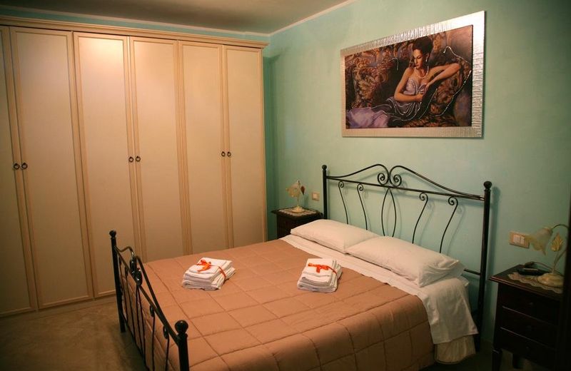 Holiday Gli Archi