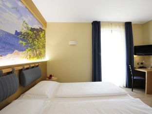 Hotel Image 1