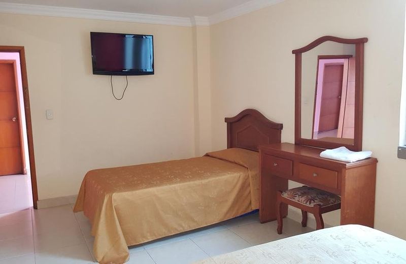 Hotel Vasconia Center