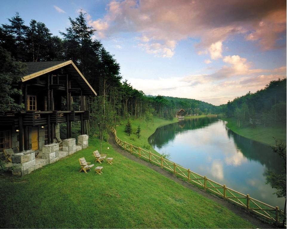 Outdoor Pictures 24
