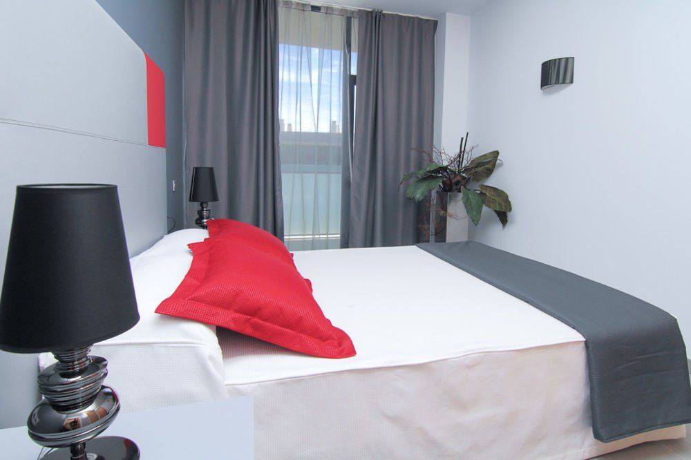 Aparthotel Four Elements Suites