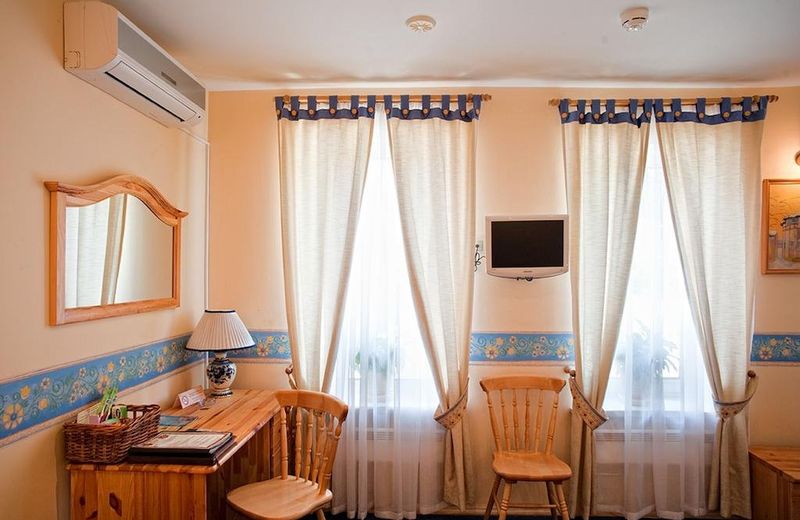 Tsarskoe Podvoriye - Imperial Village Hotel comlex