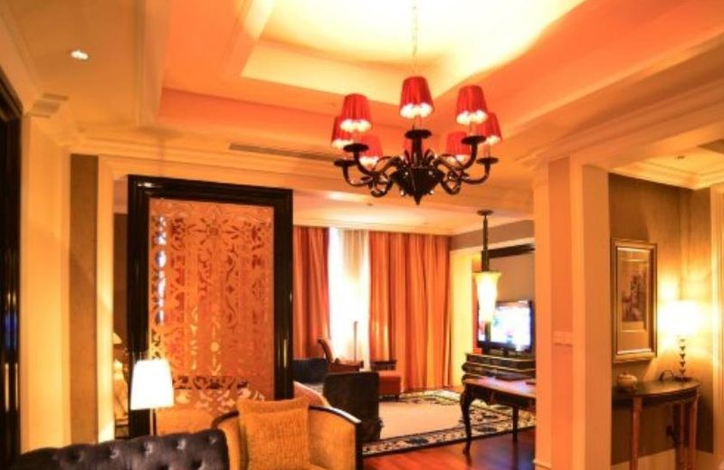 Red Flag Valley Golf Hotel