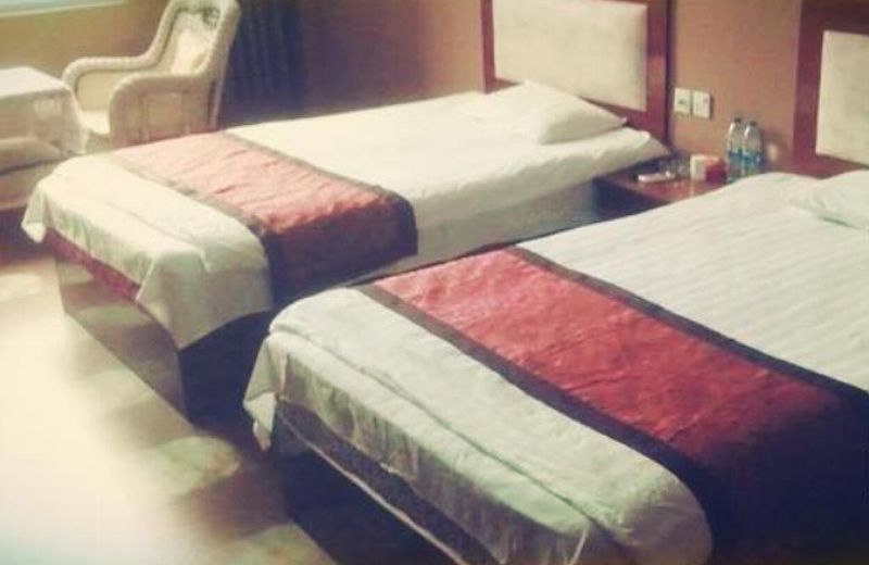Mabian Xinshiji Inn