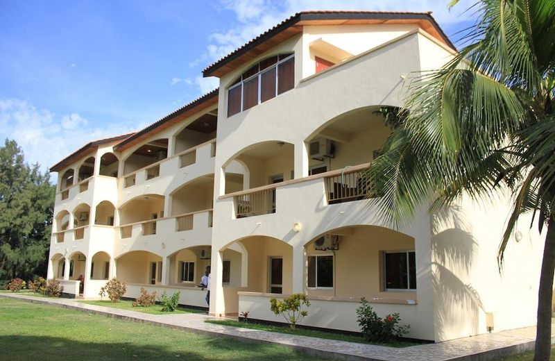 Kololi Beach Resort