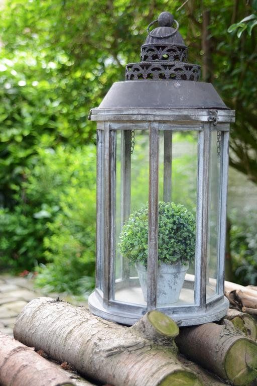 Outdoor Pictures 23