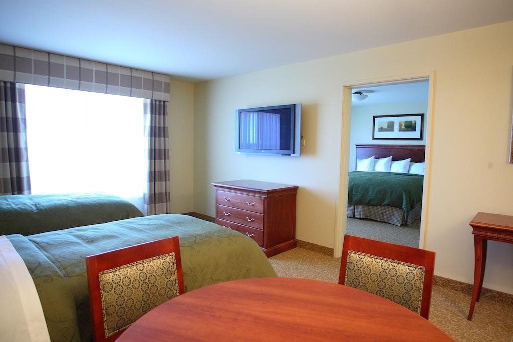 Country Inn & Suites by Radisson, Grand Forks, ND