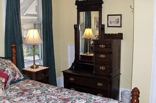 AGINCOURT MANOR B&B SUITES