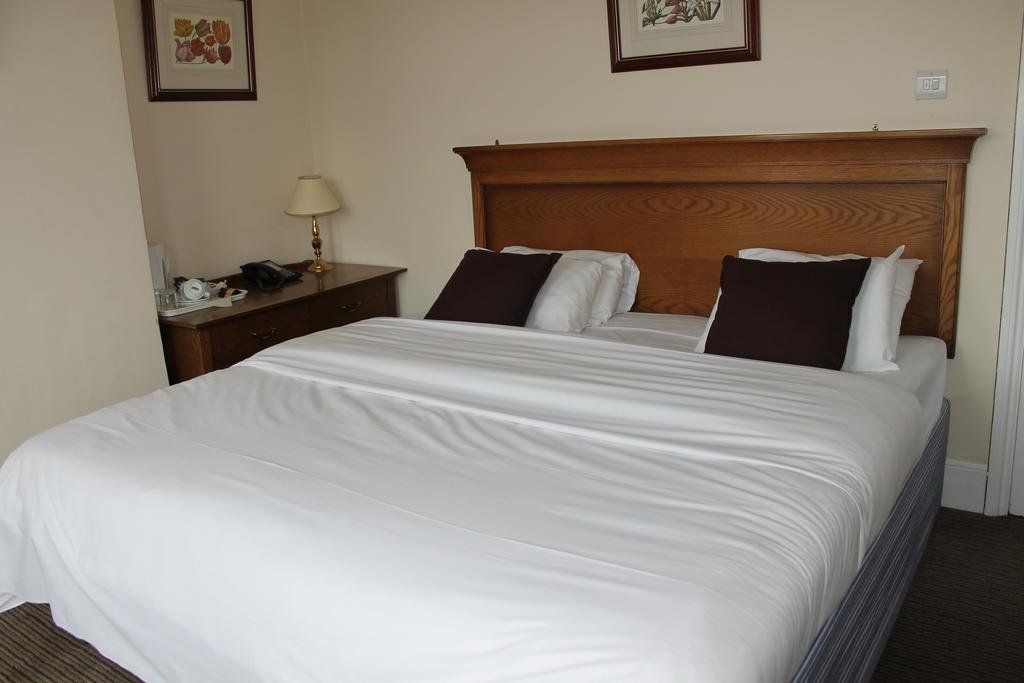The White Lion Hotel