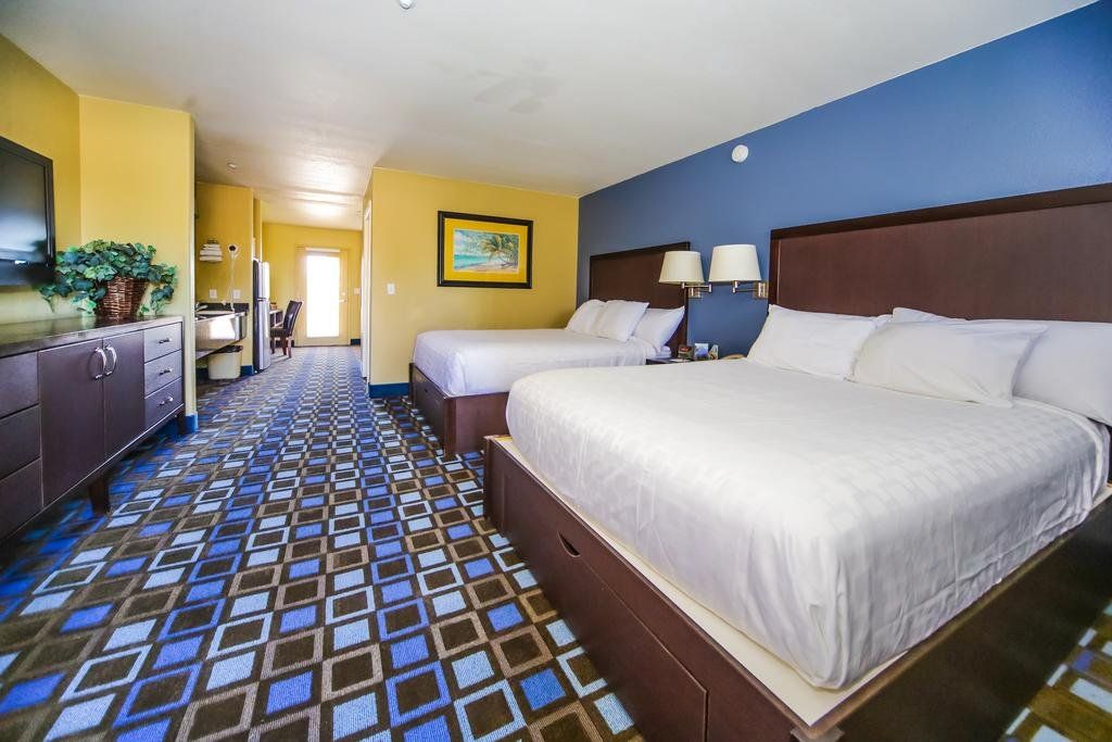 The Nautical Beachfront Resort