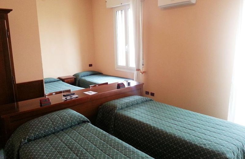Hotel Emilia