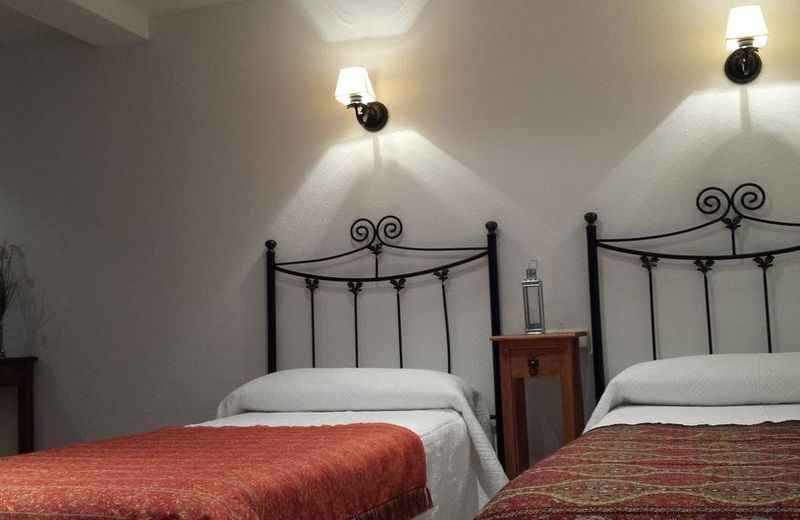 Hostal Rio Almar