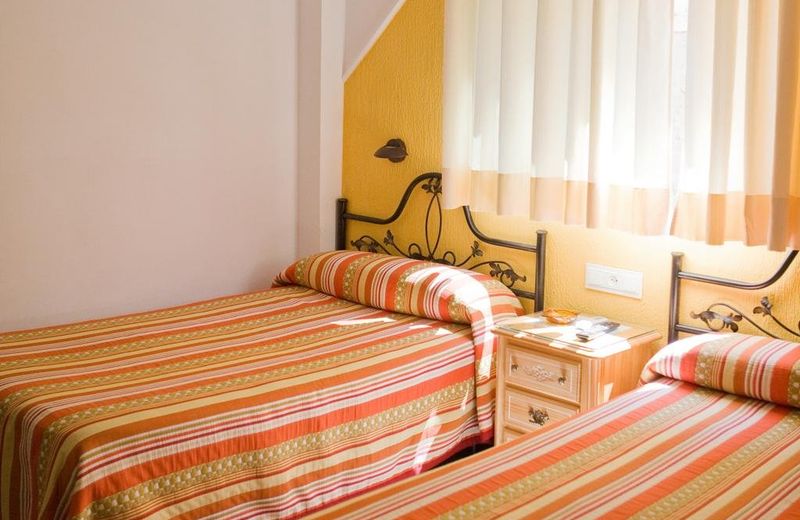 Hostal la Campana