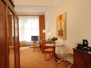 Hotel Image 2