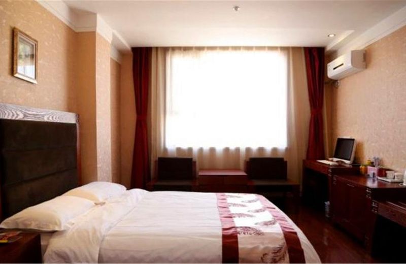 Phoenix Business Hotel
