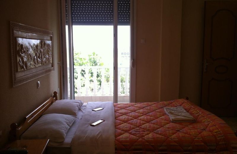 Hotel Avra