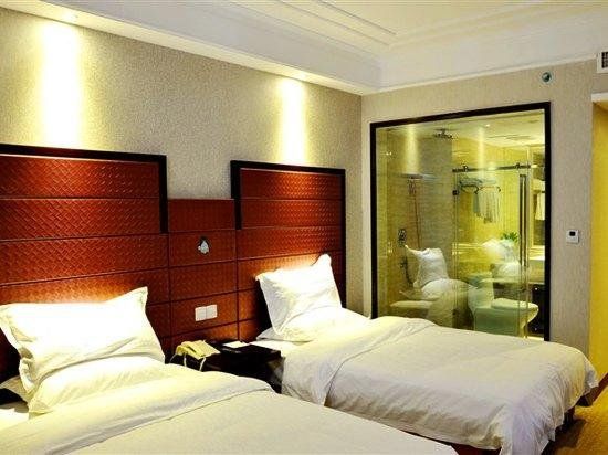 Magical Fuyun Hotel