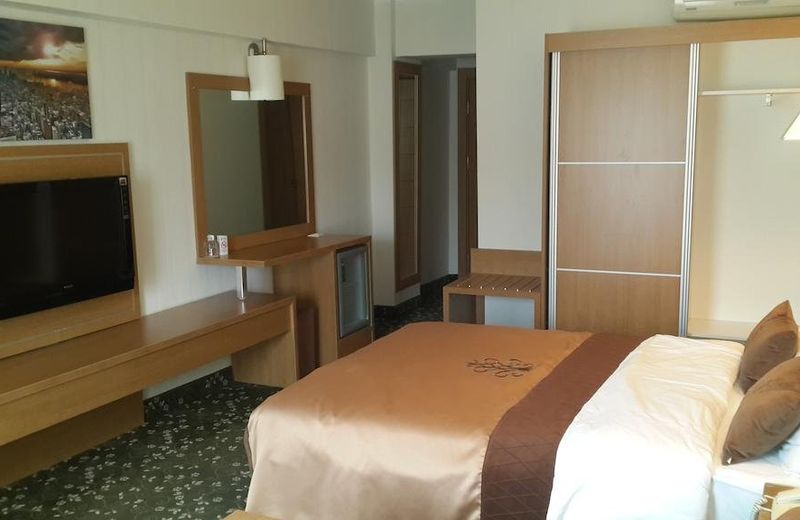 Grand Cali Hotel