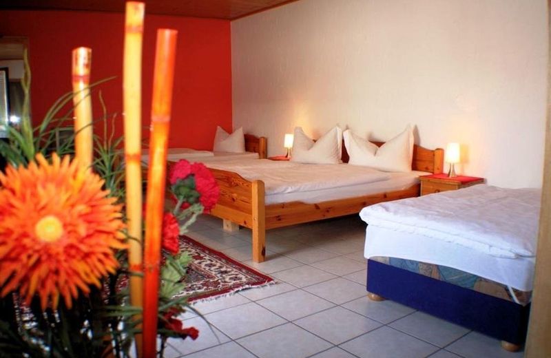 Hotel Weibertreu