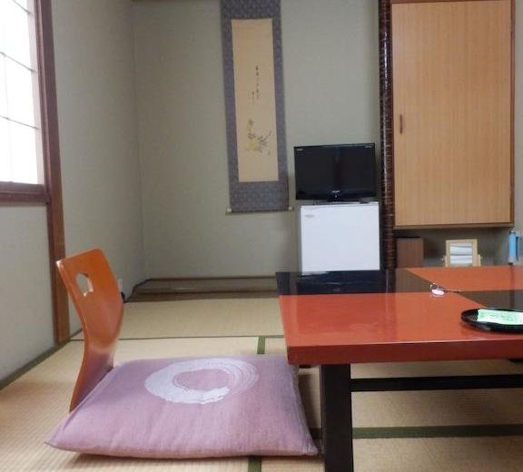 Kikunoya Ryokan
