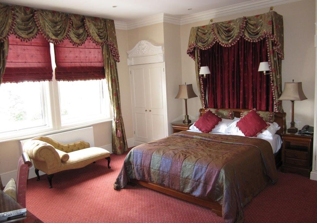 Woodlands Hotel