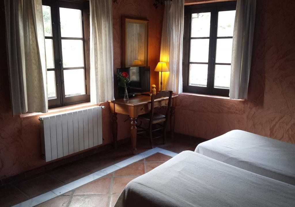 Eco Hotel Cueva del Gato