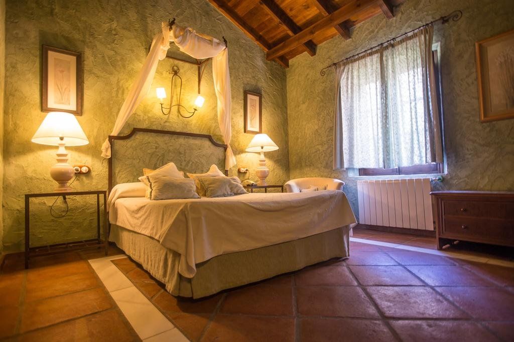 Eco Hotel Cueva del Gato