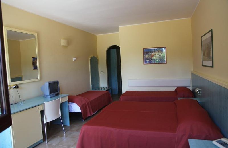 Hotel Villaggio Calaghena