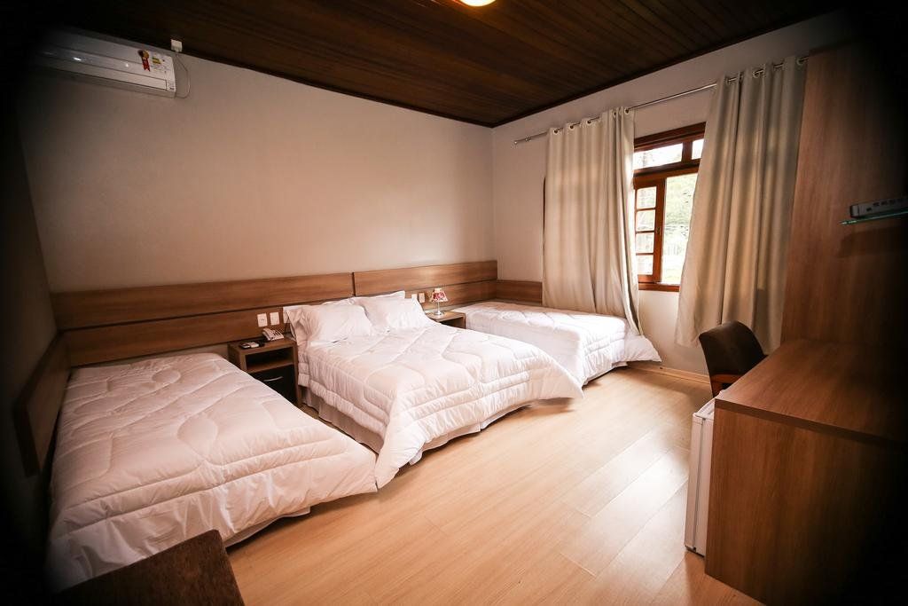 Pousada Três Pinheiros