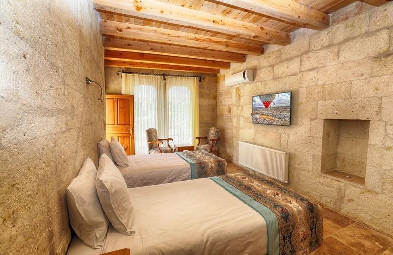 Imperial Cave Suites & Spa