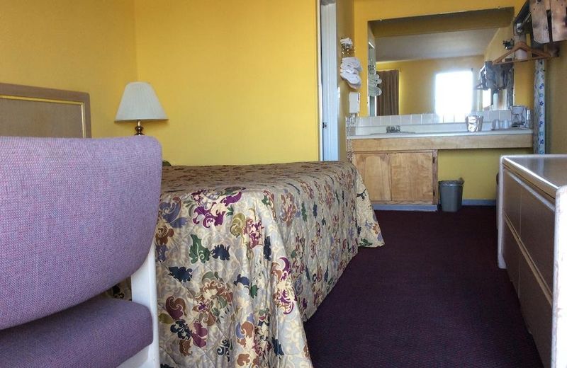 Hickory House Inn