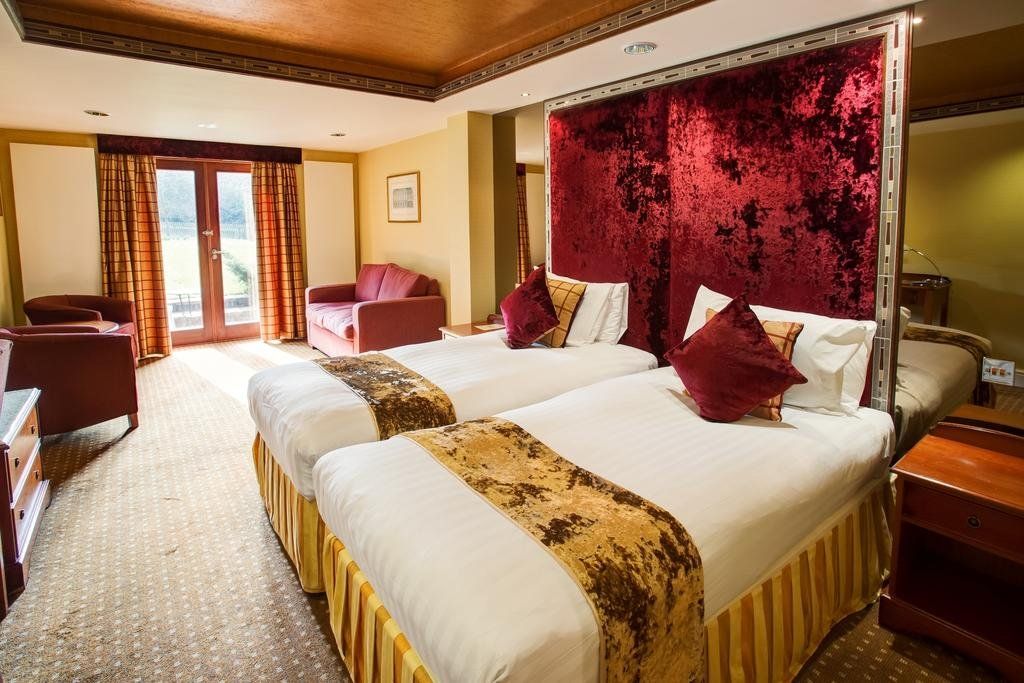 Best Western PLUS Grim's Dyke Hotel
