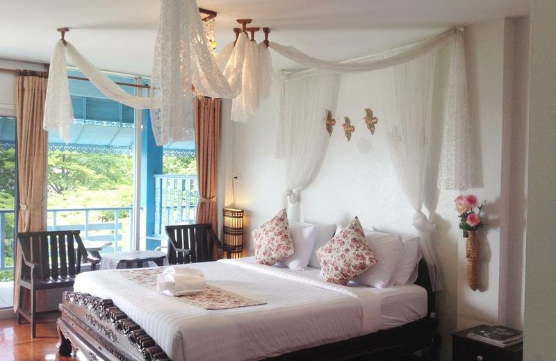 Bai Bua Beach Resort