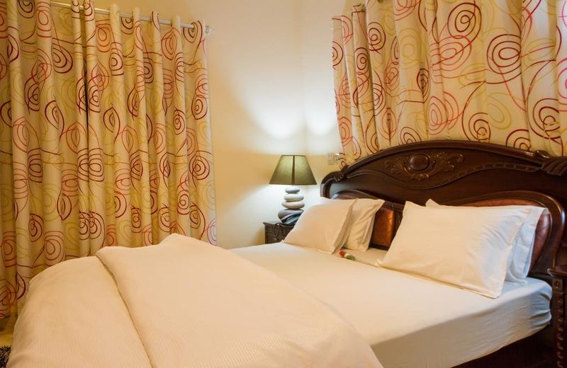 Pebble Pine Hotel