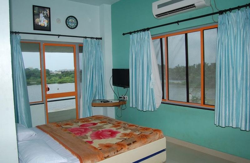 Krishna Park Resort