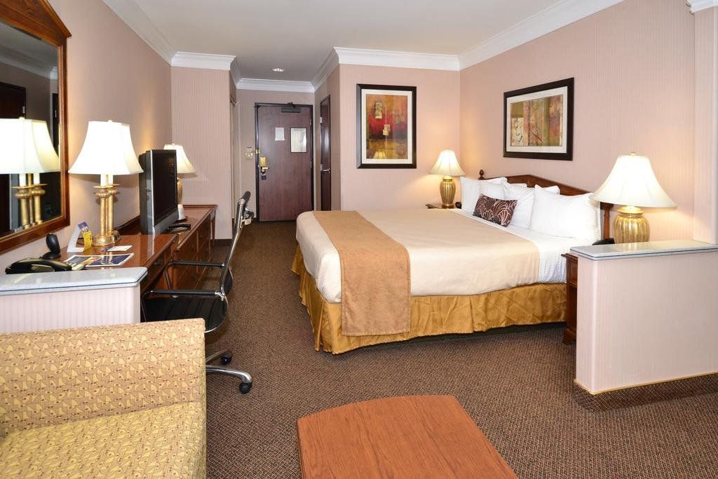 Best Western Plus Suites Hotel - Los Angeles LAX Airport