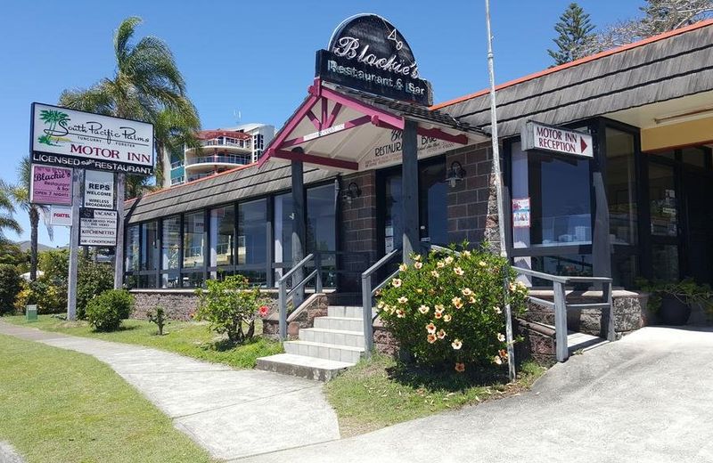 South Pacific Palms Motor Inn