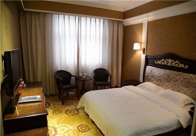 Yiyuan Business Inn