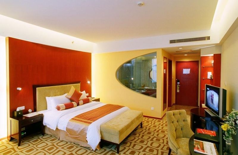Zhenjiang Runyang Bridge Hotel
