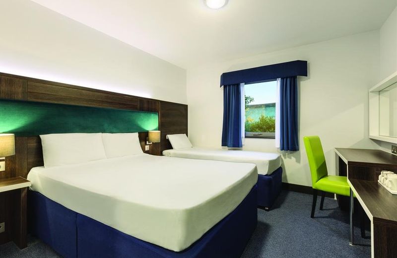Ramada by Wyndham Cobham