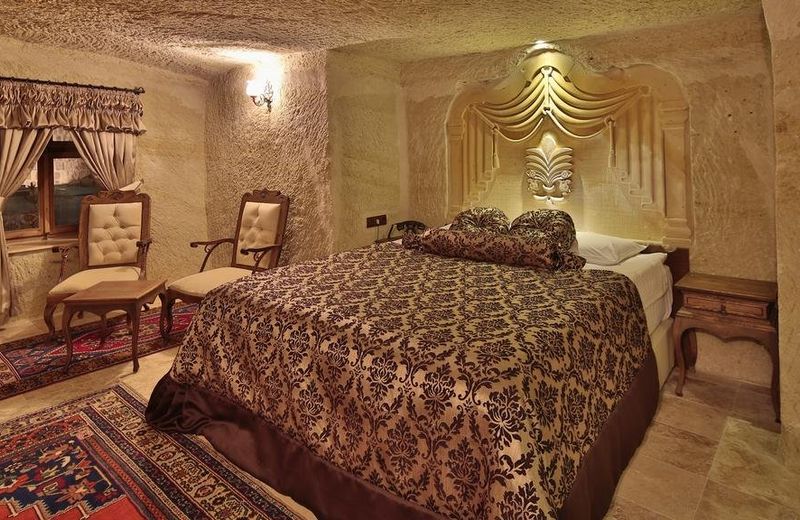 Azure Cave Suites